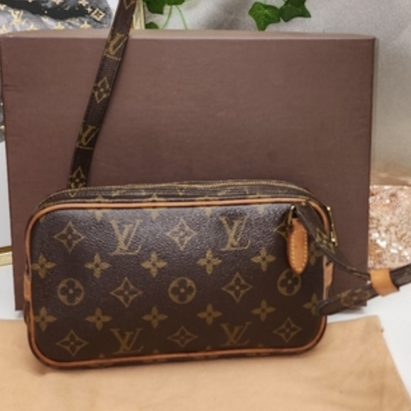 Authentic Louis Vuitton Monogram Pochette Marly Bandouliere Crossbody Bag - Picture 3 of 17